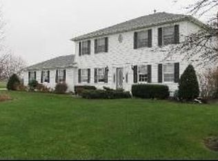 10N547 Highland Trl, Hampshire, IL 60140