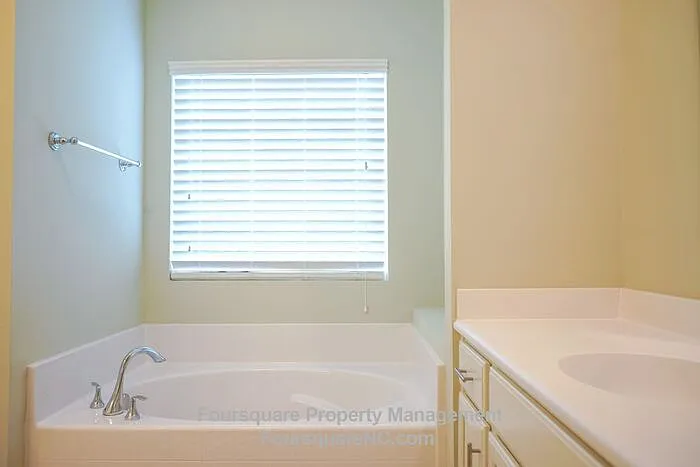 420 Durants Neck Ln — Photo 20