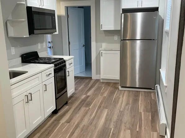 3 Saint John St #3, Dover, NH 03820