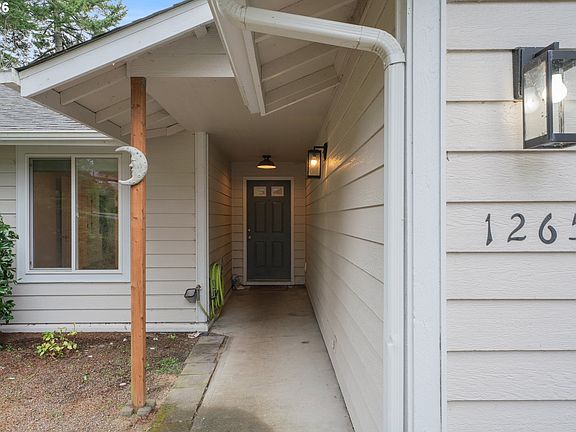 4th image of 1265 Laurel St