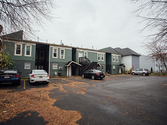 3rd image of 420 Lodi St Floor 2