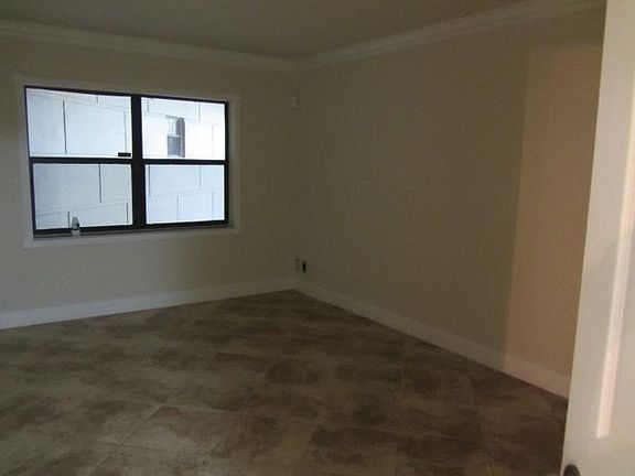 2nd image of 8290 Lake Dr APT 105