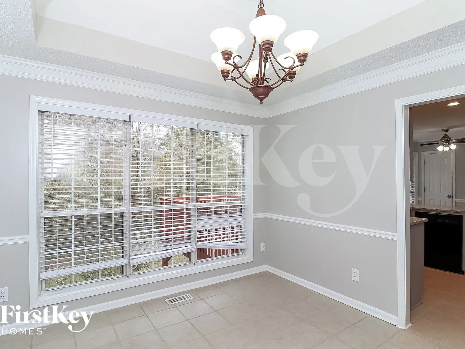 3 bed, 3.0 bath, 2974 sqft, $3,210 — Photo 4
