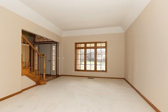 4th image of 2413 Fresno Ln