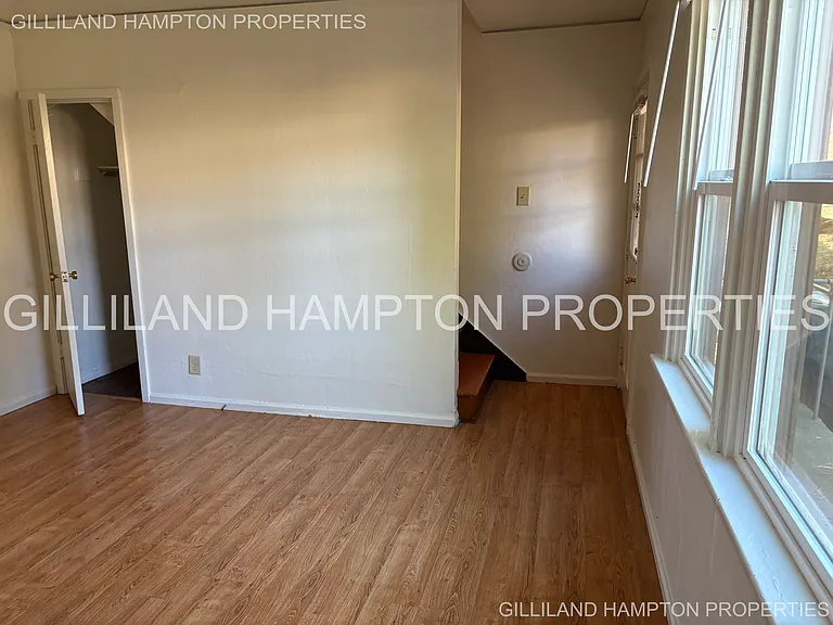 318 NW 15th St #318 — Photo 20