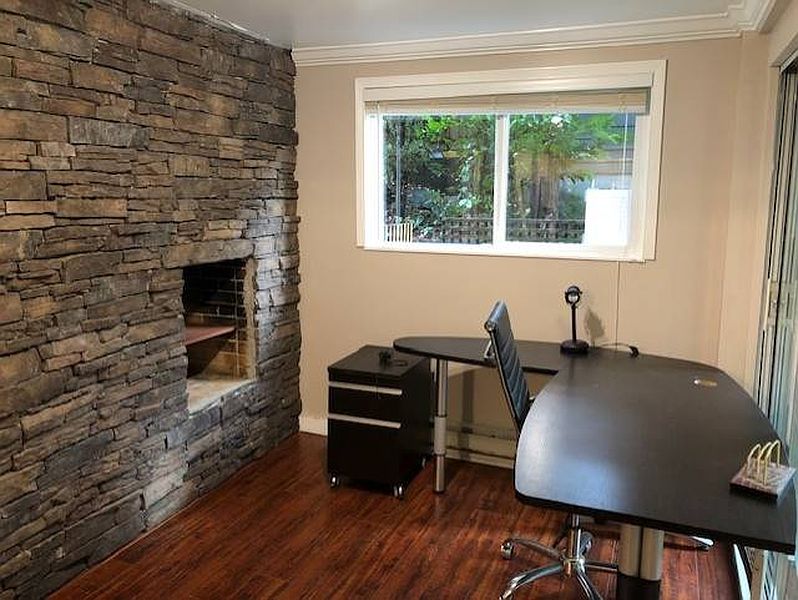West Vancouver Apartment for rent - 2 Bedrooms — photo 15