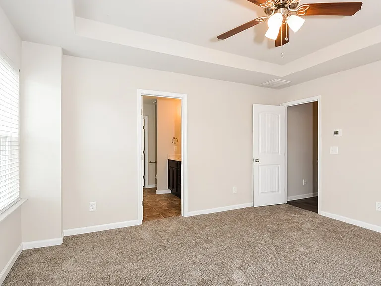 220 Foggy Creek Ln — Photo 9