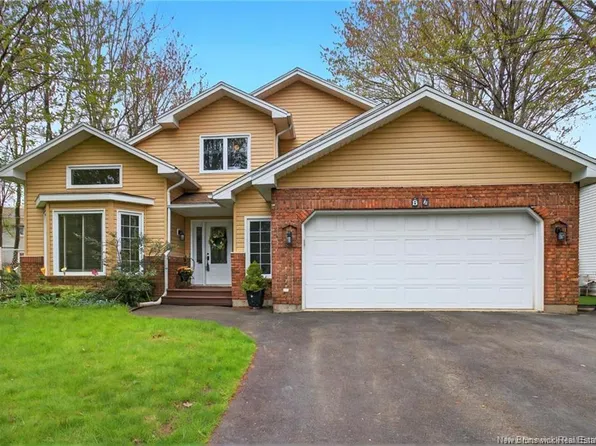 84 Linden Cres, Moncton, NB E1G 2B2