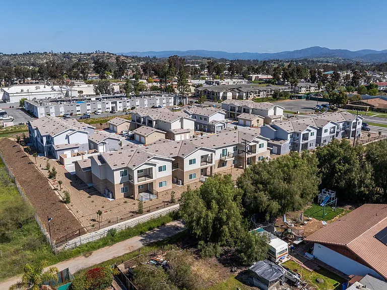 Village Place Apartments — Photo 57