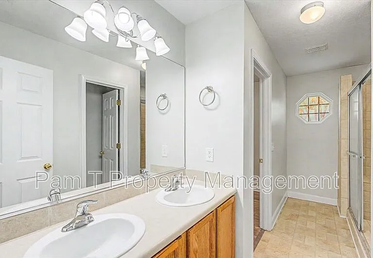 2305 Spivey Ave — Photo 13