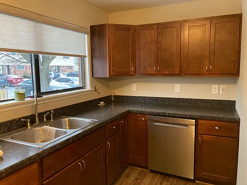 325 Dahlgren Dr Photo 1