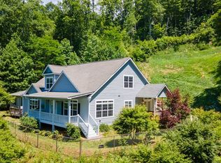 1292 Snow Hill Falls Cir, Franklin, NC 28734