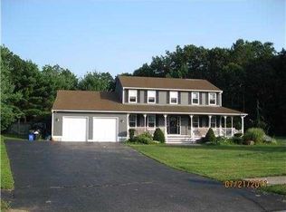 21 Sugar Maple Dr, Coventry, RI 02816