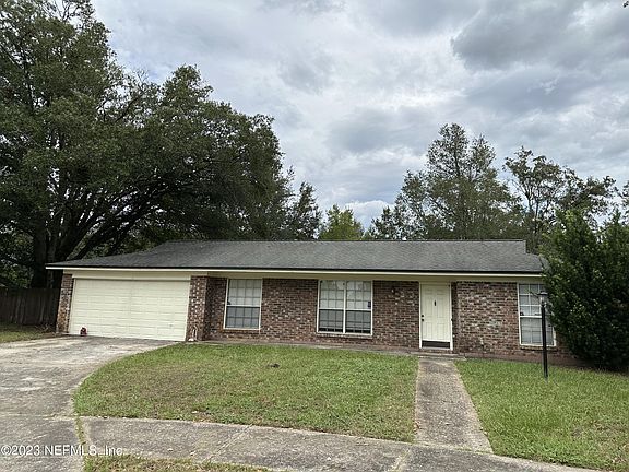 2nd image of 8075 BRAMBLE Court