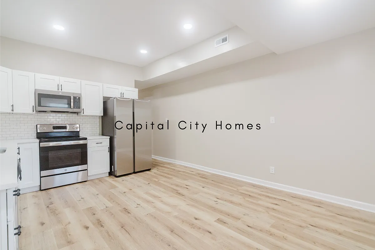 2 bed, 1369 sqft, $1,450 — Photo 2