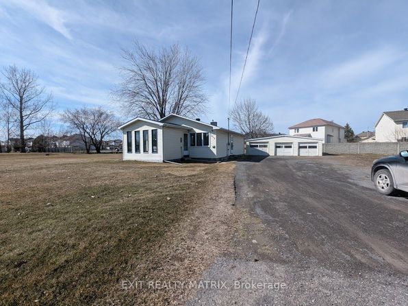 1632 Trim Rd, Ottawa, ON K4A 3P8