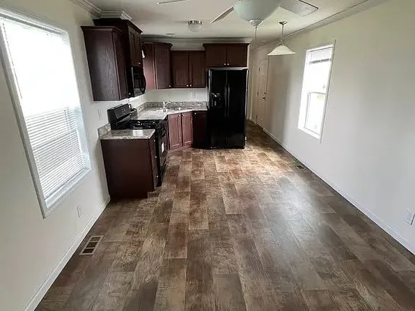 2101 3rd St NW Lot 310, Minot, ND 58703