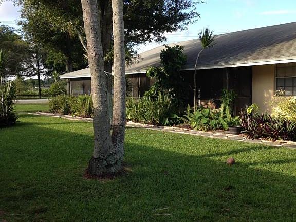 3rd image of 516 Lake Osborne Dr APT 5
