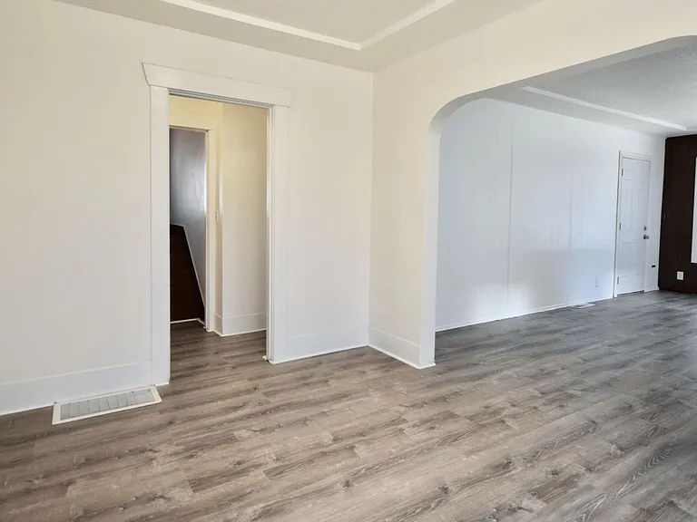 5841 NE 18th Ave — Photo 30
