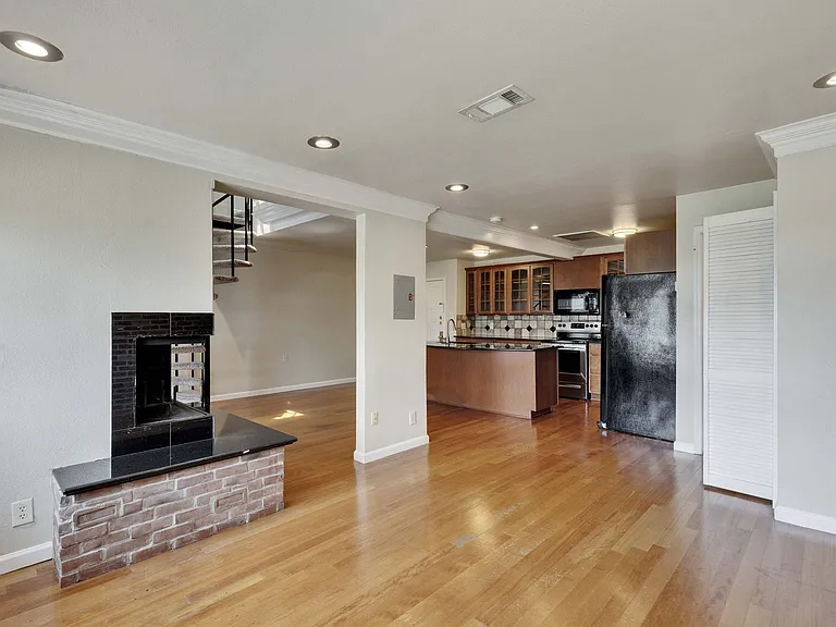 8888 Tallwood Dr #3310 — Photo 6