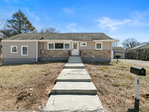 23 Giles Avenue, North Haven, CT 06473