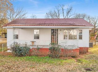 6682 Warrior River Rd, Bessemer, AL 35023