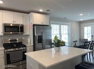 16 Elder St #78, Mantoloking, NJ 08738