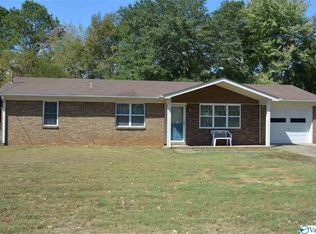 209 Chesapeake Dr, Scottsboro, AL 35769