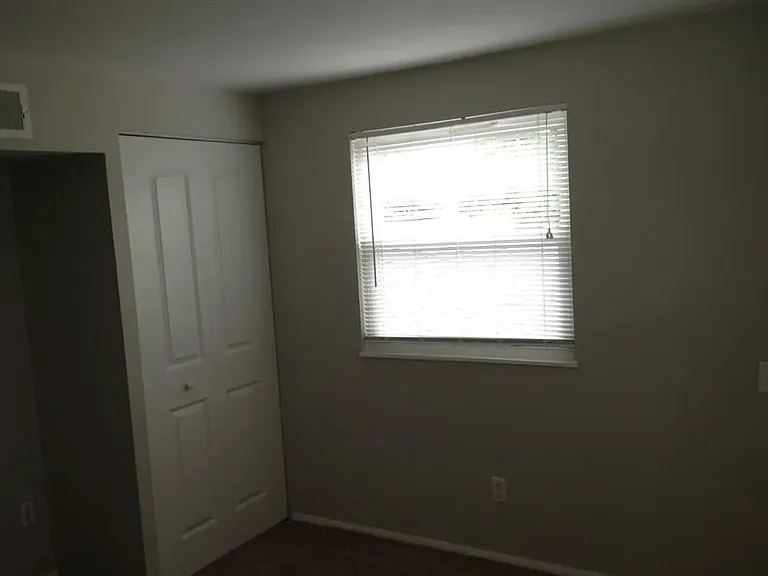7027 Hubbard Dr — Photo 16