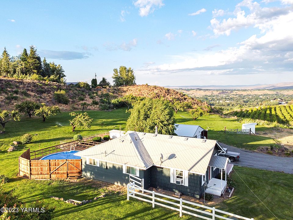 371 Shannon Rd, Yakima, WA 98908 Zillow