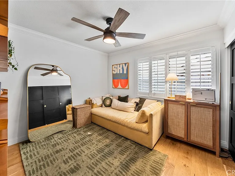 8541 Kelso Dr — Photo 22