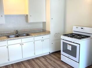1332 W 225th St APT 9, Torrance, CA 90501