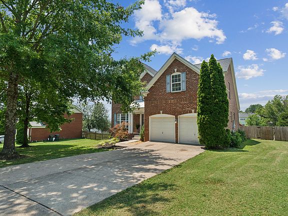 3rd image of 1679 W Wilson Blvd