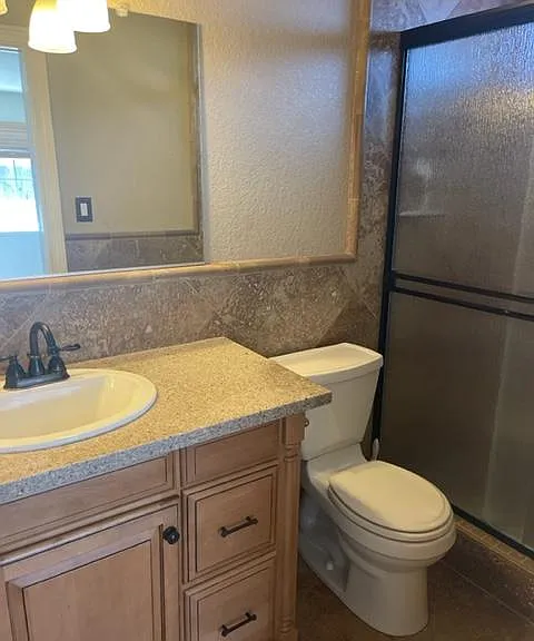 1531 S Fairmont Ave — Photo 9