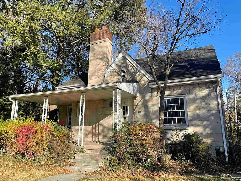 715 S Henderson St — Photo 1