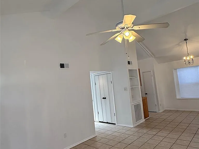 12707 Marble Dr — Photo 18