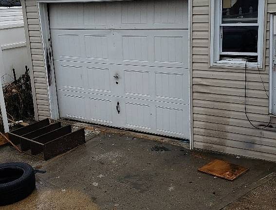 4th image of 100 Cherry Ln