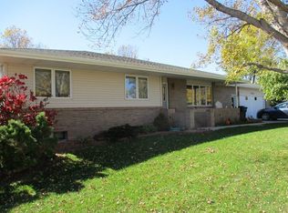 1411 Centennial Dr, Mccook, NE 69001