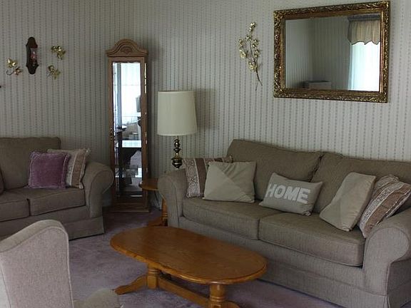 3rd image of 109 Millford Pl
