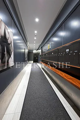 Rented by Peter Ashe | media 9