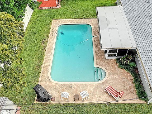 3rd image of 2216 Morningside Dr