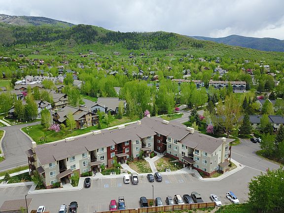 5th image of 1500 Skyview Ln #207