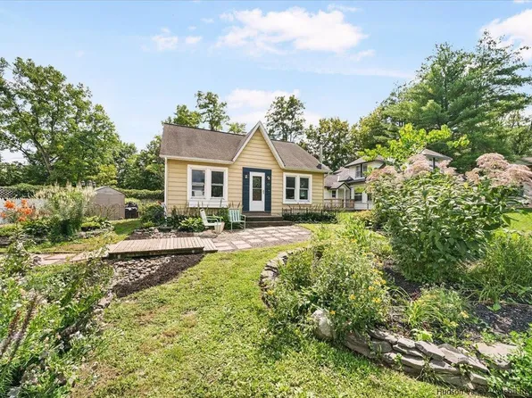 13 Clay Hill Road, Kerhonkson, NY 12446