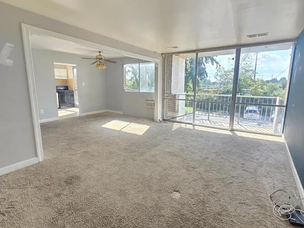 7977 Riggs Rd APT 8, Hyattsville, MD 20783