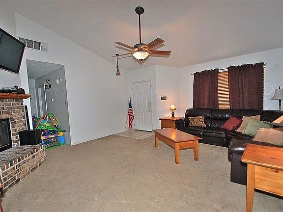2nd image of 1708 Lea Ann Dr