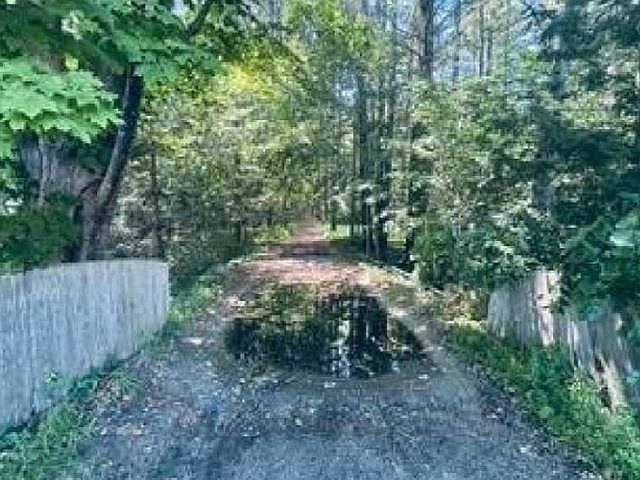 2nd image of 10 Towle Farm Road