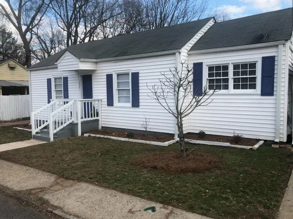 1697 Aircraft Dr SE, Kennesaw, GA 30060