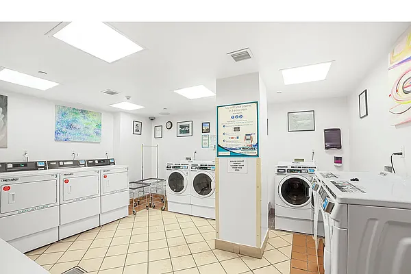 Rented by REAL New York | media 5
