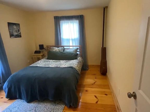 5th image of 107 Middle St #2
