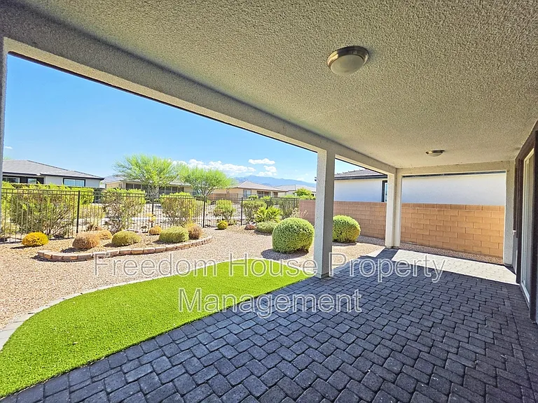 4882 E Beacon Ridge Dr — Photo 54